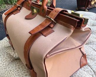 54. Ralph Lauren Vintage Style Duffle Bag (22" x 14" x 16") 
