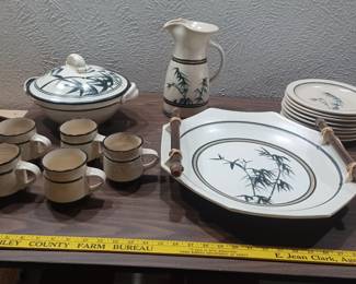 beautiful old high quality californa pottery bamboo dinnerware w massive platter and more, all of it is signed by the artisan studio potter.  