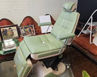 1960s fully adjustable dentist chair located at my overflow shop downtown Melbourne.
Do not come here looking for this you will have to make an appointment. Address is 1908 Municipal Lane $350