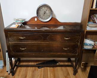 Vintage dresser $80