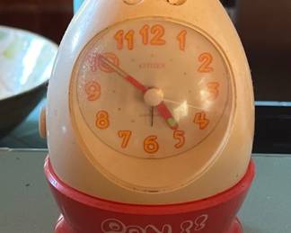 Citizen collectible egg alarm clock
