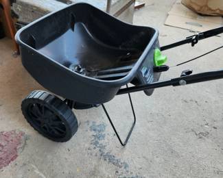 Same seed Spreader different angle.
$25