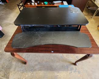 Height adjustable computer platform.
Was $60
Now $40 for this 4 day event.