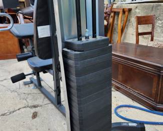 Heavy duty gym machine.
WAS $400
NOW $200 for this 4 day event.