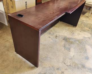 Long credenza thats been used as a coffee bar for a long time.
It's pretty scuffed up but sturdy and stable.
Can be used as a gaming desk. A coffee bar, a work station or whatever.
Was $65
Now $40 at this 4 day event.