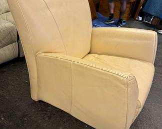 $100 Cream leather chair 31 x 30 x 38