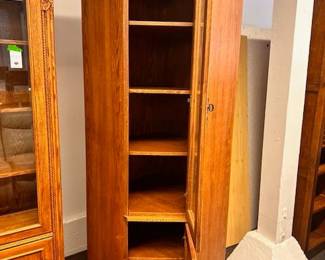 $300 Corner cabinet 38x16x86.5