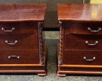 $100 ea nightstands 3 draws 22 x 17 x 22.5