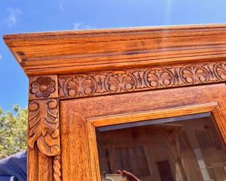 $1,500 Large display cabinet, bookcase 101 x 17 x 83