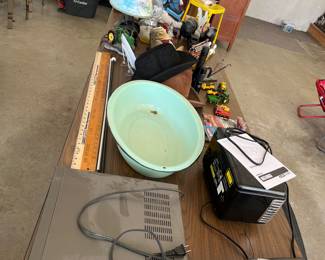 Yardsticks, primitive decor