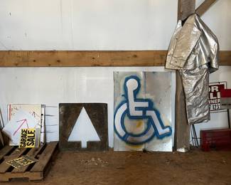 Stencils for Handicap and arrow