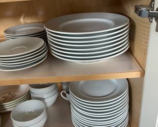 William Sonoma Plates 
