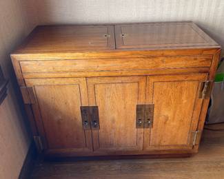 Buffet Table by Henredon 