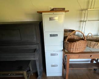 Filing Cabinet 