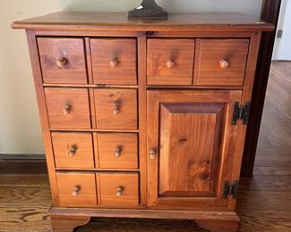 Ethan Allen Chest of Drawers 