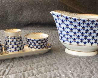 Imperial Russian Lomonosov Cobalt Net Spice Tray Gravy Boat