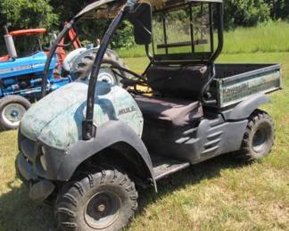 Kawasaki 4wd 610 Mule w/Dump Bed - 839 Hours