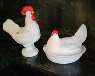 Westmoreland Hen & Rooster