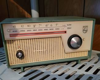 Phillips radio