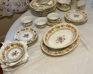 Beautiful 39 pc set of Gold Castle China