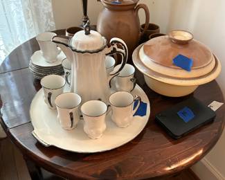 Tea Sets, Candlesticks, Vases, Silverplate 