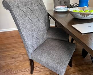 KITCHEN TABLE & CHAIRS