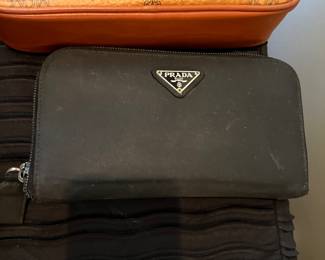 PRADA WALLET