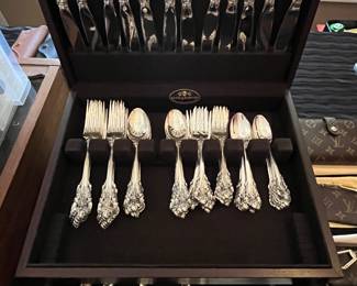 STERLING SILVER WALLACE GRANDE BAROQUE FLATWARE