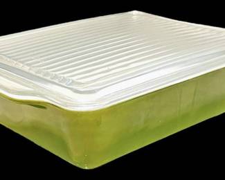 Vintage Pyrex Avocado Refrigerator Dish