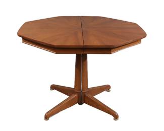 Octagonal table with leaves