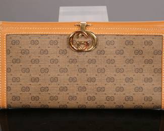 Gucci Italian leather wallet