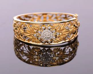 18.5 kt gold bracelet with 44 diamonds (total weight 48.5 grams)