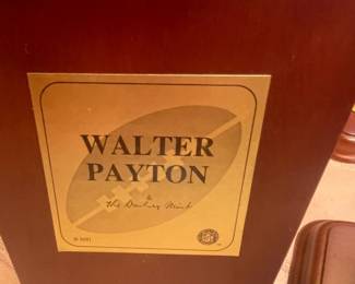 Walter Payton Washington Redskins Danbury Mint All-Star Figurine.