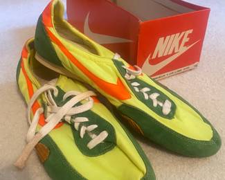 1980s Nike Vainqueur Track Spikes