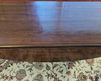 Mahogany coffee table with drop sides