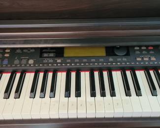Yamaha Clavinova CVP-202!  See extensive Details under the Estate Sale Description. The Yamaha Clavinova CVP-202 features over 723 different sounds to give you a wide array of creativity at the helm.