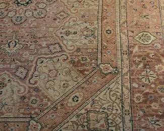 Persian style carpet rug, 5' x 7', in den