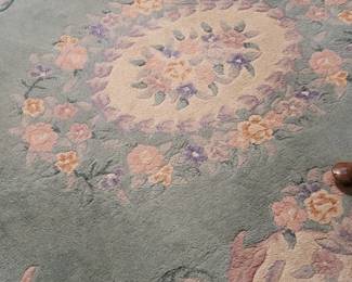 Carved wool rug 5' x 7'