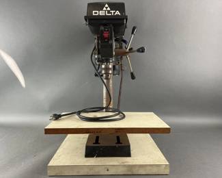 Lot 371 | Vintage Delta 11-950 Drill Press
