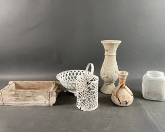 Lot 150 | Nemadji Earth Pottery and More
