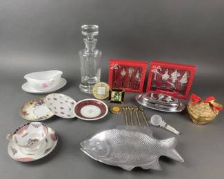 Lot 48 | Contents On Table
