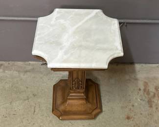 Lot 467 | Vintage End Table
