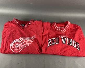 Lot 411 | 2 Red Wings Pull Over Jackets
