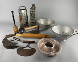 Lot 91 | Vtg & Atq Kitchen Tools & More!
