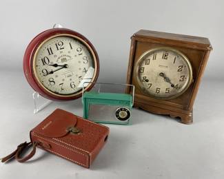 Lot 160 | Vtg Ingraham Cornell 8 Day Clock
