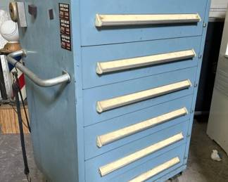Lot 424 | XL Tool Organizer
