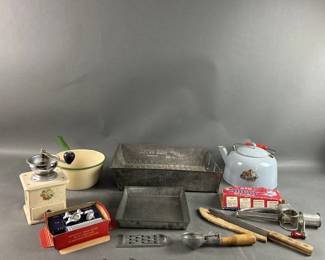 Lot 247 | Vintage Kitchen Lot Dish Dryer & More
