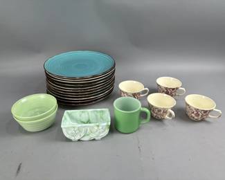 Lot 195 | Vtg Assortment of Dishware
