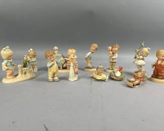 Lot 278 | Vtg Memories of Yesterday Figurines
