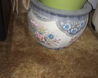 An Unusual Ceramic Fish Bowl Vase, or Golf Ball Container, 